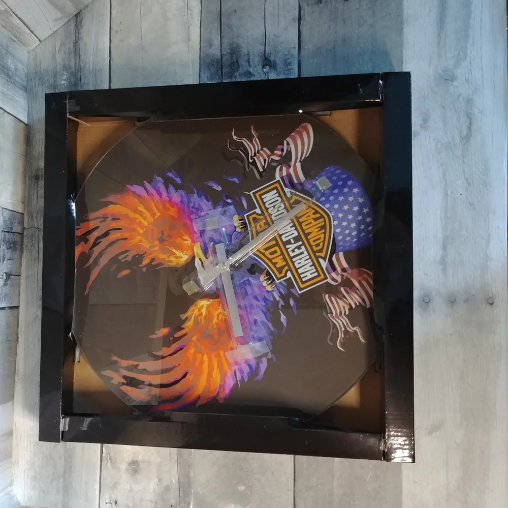 Harley Davidson Flaming Wings American Banner Glass Wall Clock VERY RARE